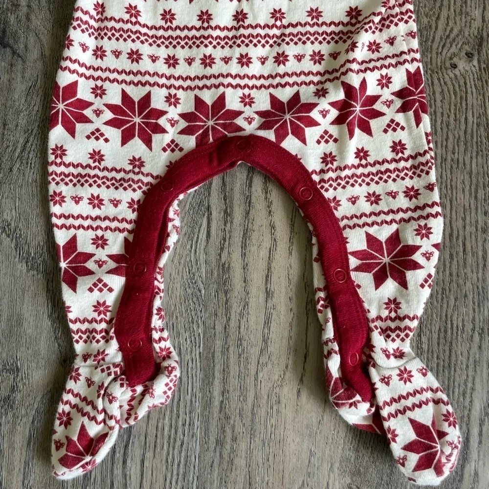 Burt's Bees Baby Red and White Holiday Snowflake Footie
